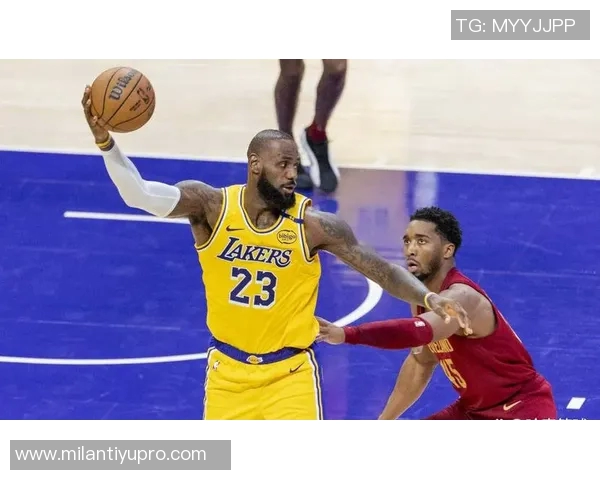 帕森斯预测里夫斯本赛季数据将超越詹姆斯表现引发热议