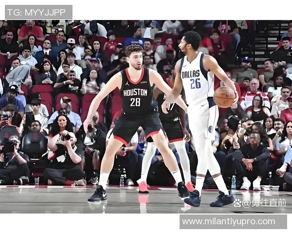 锡安全力以赴18投8中砍下27分10篮板7助攻3抢断展现全面能力