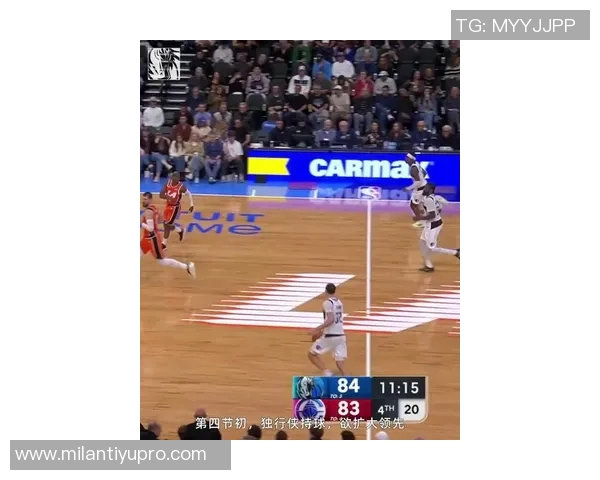 克莱汤普森状态低迷9投仅3中三分球命中率惨淡仅1中6