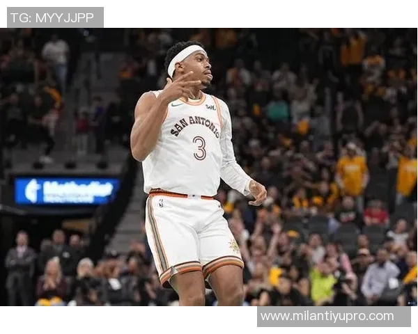 凯尔登谈抢前场板的重要性与成为能量球员的决心