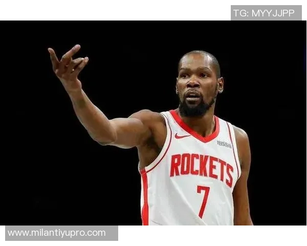 杜兰特助攻全场最高展现传球乐趣阿门称其愿意为球队做出牺牲