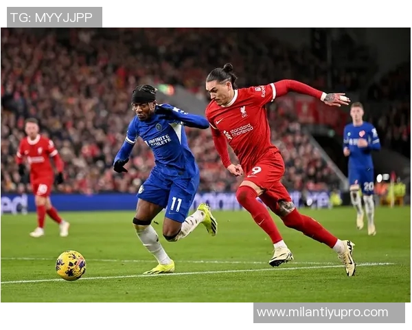 克洛普亲临巴黎德比现场见证圣日耳曼与巴黎FC激战全程