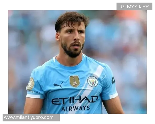 曼城后卫迪亚斯新纹身引关注汉字道与俄文硬汉寓意深刻